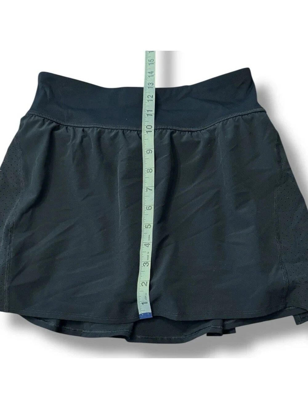 SPANX Shape Get Moving Black Skort Activewear Perforated Shorts Women’s Sz S
